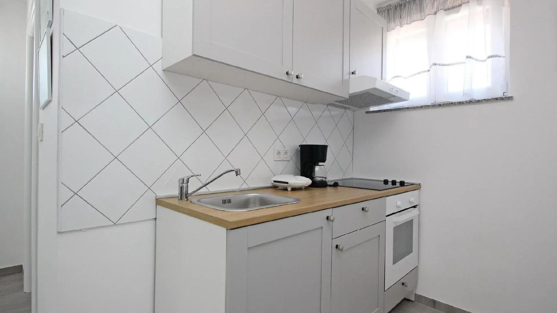 Wohnung In Baska Mit Terrasse 0*, Baška